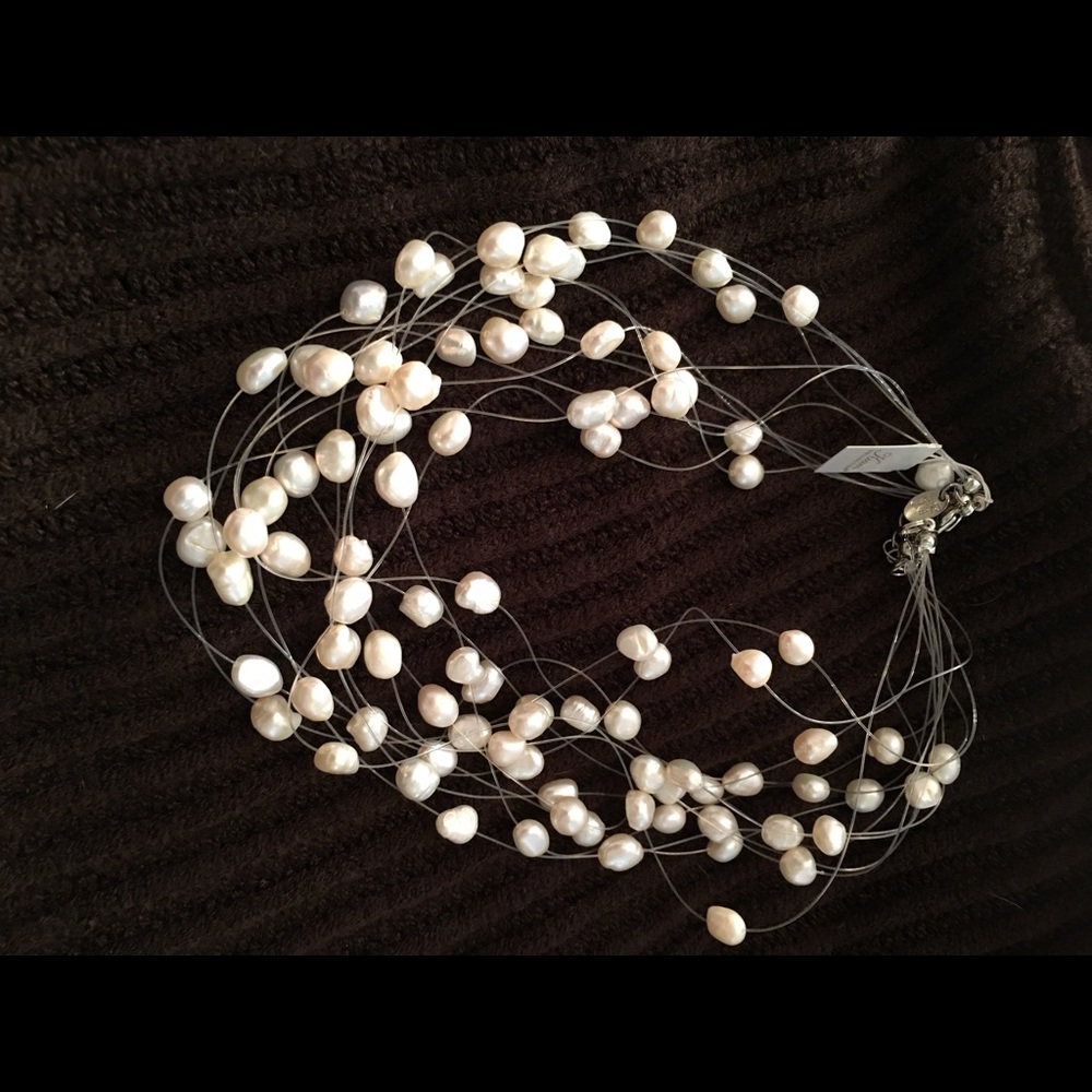 New Lia Sophia Pearl Necklace